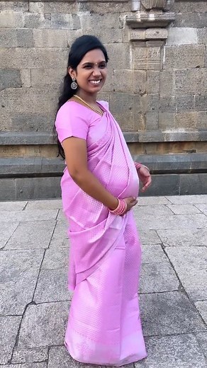 Shoot time fun🔥 #tricepworkout #springrolls #fitnesschallenge #KhushiKapoor #miniaturecrafts #homeworkoutchallenge #homestyling | Juujee