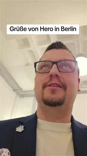 Hero ist wohl die adaptivste und modernste Handwerker Software aktuell am Markt. ich habe sie in Berlin besucht und war tief beeindruckt. Danke an Michael den CEO für das tolle Gespräch und die Inspirationen #huntercoach #youtube #instagram #handwerk #hero