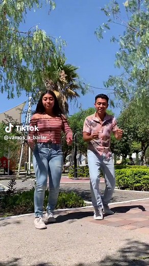 Bailando el Beeper: Un SÚPER BAILE Increíble