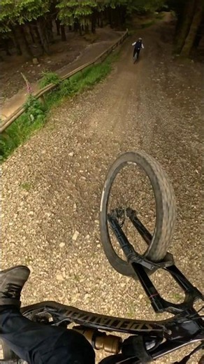 Full video out at 6pm Today🤙 #mountainbike #downhillmtb #mtb #fyp