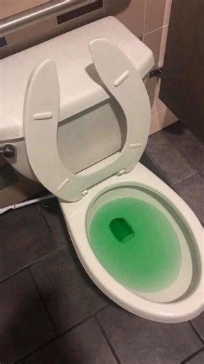 Our toilet got clogged so badly that we called a plumber. He didn't even use a plunger at all, just a simple ingredient we all have at home. He poured it into the toilet, and it immediately unclogged. He said it's their professional secret. Here's how he did it: Read in the comments below👇 | EliteFinds