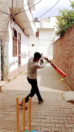 🏏💨 Lightning Drive – Perfectly timed straight drive. 🧹 Sweep Magic – Sweeping the spinner#cricket