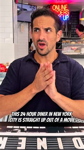 ✔️THIS CRAZY NYC DINER IS OPEN 24/7 🌆 @DINER24NYC has been a slam dunk Grub spot since it opened two years ago in Manhattan. The menu takes the diner experience and juices it all the way up, creating a super cool menu that doesn’t miss from breakfast to dinner to dessert ✔️It’s definitely a menu worth exploring when you’re very hungry & got the munchies… plus it’s open 24 HOURS, SEVEN DAYS A WEEK 👀 📌 I’ve been coming to Diner 24 so let me put you on to some of my favorite dishes: Fried Mozzar