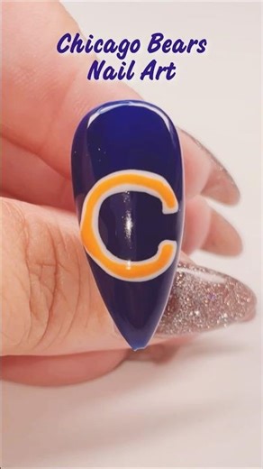 NFL Chicago Bears Nail Art 🏈 #football #nailart #chicagobears