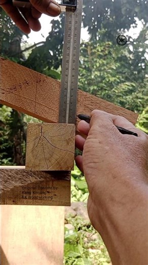 Precise rafter cuts start with accurate measurement @karyaklasikwoodworking #basicwoodworking