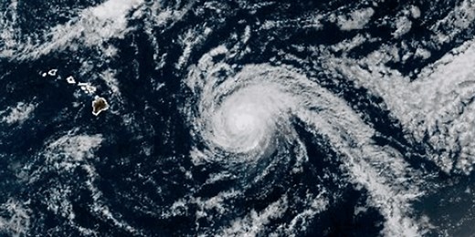 Hurricane Kiko barrels toward Hawaii prompting state of emergency ahead of massive waves, rip currents