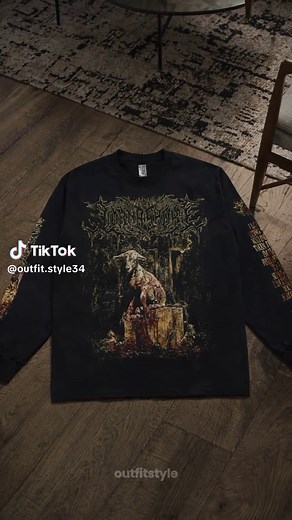 Graphic Long Sleeve Metal T-Shirt Outfit