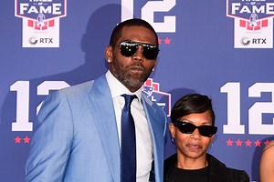 8 months after cancer diagnosis, Randy Moss gets update on ESPN’s Sunday NFL Countdown stint in 2025