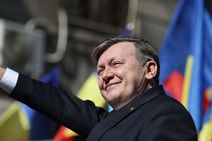 VIDEO Crin Antonescu: 'Nu voi face ca Băsescu dar nu voi fi un președinte comod pentru clasa politică'