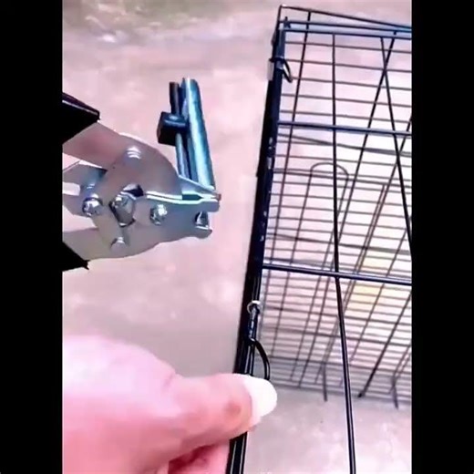 Type M Nail Ring Pliers Kit – Animal Cage Pliers with 600pcs Anti-Rust Hog Rings