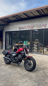 Honda Rebel 300 ปี 2017 เล่มทะเบียนพร้อมโอน ภาษีหมดกันยายน 2569 ราคา 69,000 บาท รถสภาพดี วิ่งน้อย เลขไมล์แค่ 14,xxx km ทำสีแดง Custom มา ยางหน้าปี 2023 ของแต่งพอมี ชิวหน้า แฮนด์ ไฟเลี้ยว ไฟท้าย กระเป๋าข้าง 2 ใบ รถเครื่องดีมาก บิดเป็นพุ่ง รีวิวสภาพรถแบบละเอียด > https://youtu.be/M3wweS8Hqaw?si=kDoojm6hxlX1bCVs รถอยู่สมุทรสาคร จัดส่งได้ทั่วประเทศ ☎️ 089 042 0834 CTW Riders #hondarebel #Rebel300 #ctwriders | CTW Riders