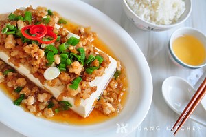 Steamed Beancurd With Preserved Radish 菜脯蒸豆腐 - Huang Kitchen