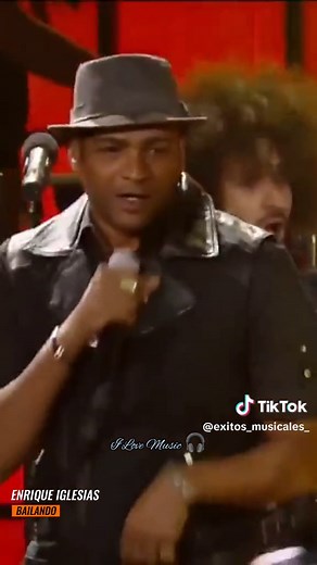 ENRIQUE IGLESIAS - BAILANDO