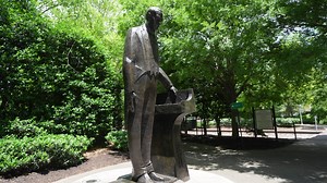 Before Rachmaninoff statue came to World's Fair Park, it was secluded in a Gay Street home