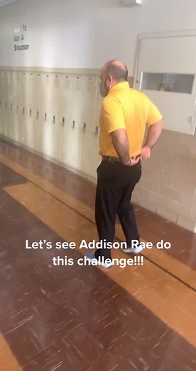 #fyp #teachersoftiktok #worm #lilhistory #toooldforthis