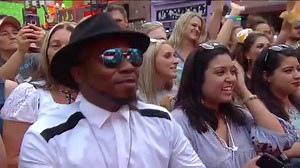2.4M views · 4.5K reactions | I'm ready for summer after watching Kane Brown perform "Short Skirt Weather" outside on the Broadway Stage at the 2019 CMT Music Awards!  | CMT | Facebook