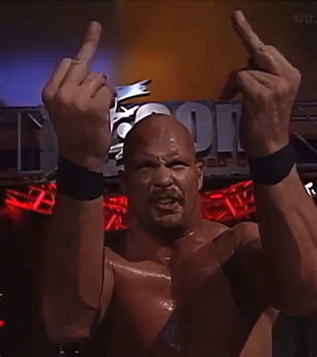 Stone Cold Steve Austin vs Triple H Showdown