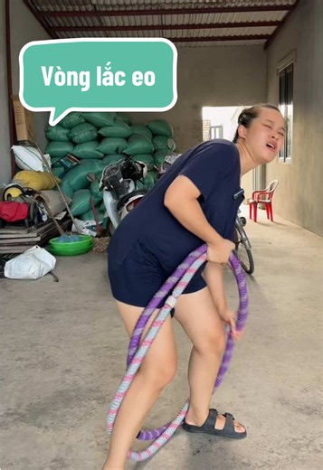 Vòng lắc eo: Có nên kẹp 2 dây vào 1 để lắc?