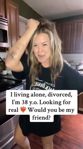 divorced 38 y o singlewoman lonelygirl divorcedwomen #Divorce #Loneliness
