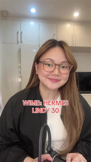 What Fits Inside Hermes Lindy 30