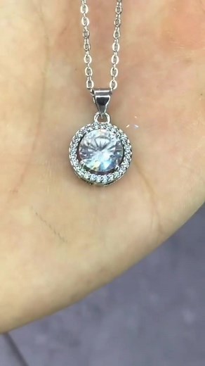 Will my girlfriend be happy with this gift?😧#satisfying #easydiy #jewelry #relaxation #handmadecraft #foryoupage #necklace #DADMOVES