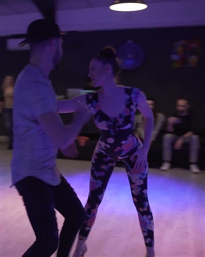 Antoine & Manon / Tones and I - Dance Monkey (DJ Tronky Bachata Remix) /Alma Dance/Bachata Sensual 2