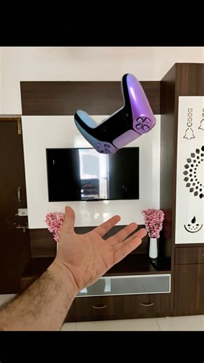 Watch My PS5 Controller Change Color IN THE AIR #gaming