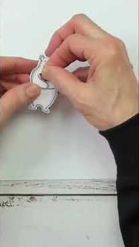 Cute Bear Birthday Card With Sparkle | Valentine Kisses Stamp Set #juliasuesstamping #cardmaking