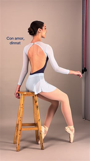 Estoy emocionada y FELIZ 💙 colección dinnat lista para todas ustedes ! Con amor, dinnat. #ballet #dinnat #leotard #bailarinadeballet #balletcore