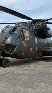 🚁 #CH53 aus #Holzdorf 🚁 @team_luftwaffe #helicopters #militaryhelicopters #germanairforce #luftwaffe #hubschraubergeschwader64 #hsg64 #germany #ch53 #aviation #bundeswehr #helicopter #verticalmag | helispotter.mv
