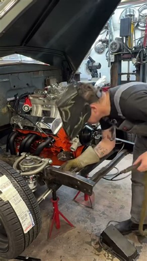 46 Ford Small Block Chevy Swap #lgkustoms #46ford #hotrod #smallblockchevy