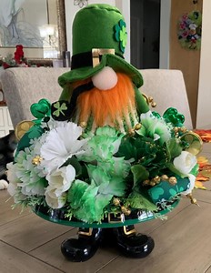 St Patricks Day Gnome Floral Centerpiece, Leprechaun Footed Platter - Etsy