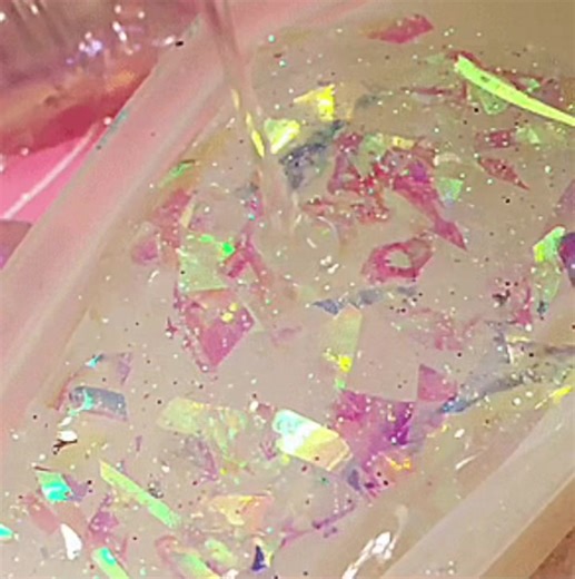 DIY Glittery Slime Recipe for Creative Fun