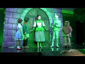 Merry old Land of Oz - Emerald City - Wizard of Oz scene 8