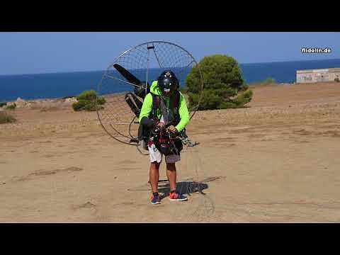 Gleitschirm fliegen mit Motor, Motorschirm, der Start