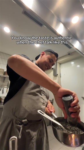 Authenticity check: chef yelling in Italian from the kitchen #amicibali #seminyak #italianrestaurant #italianfood