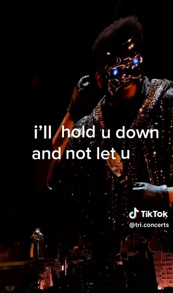 the concept of singing this song at the top of your lungs #theweeknd #concert #fyp #viral #xo @The Weeknd