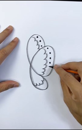 Simple and Easy Drawing Ideas on Instagram: "Learn how to draw an easy butterfly with a pencil! Follow our step-by-step guide to create a beautiful butterfly, starting with the basic outline and adding details like wings, patterns, and antennae. Perfect for beginners and kids, this tutorial makes drawing a butterfly simple and fun. Grab your pencil and get ready to bring a lovely butterfly to life on paper!"
