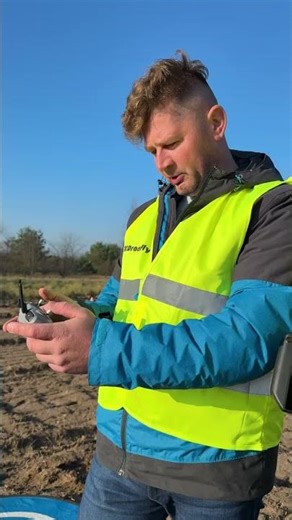 Szkolenia praktyczne to najfajniejsza część zajęć #drone #drones #dji #bsp #pilot #dji #dronelife