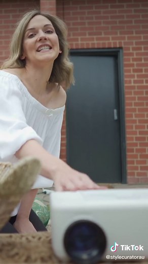 How to Create a Backyard Cinema for a Fun Movie Night at Home