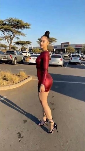 She's kzenvy🤍🤎🫦😍 #blackisbeautiful #blackdiamond #fashion #blackqueen