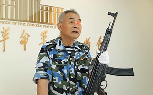 突击步枪鼻祖，帝国末日挣扎，听杨老师讲Stg-44突击步枪。