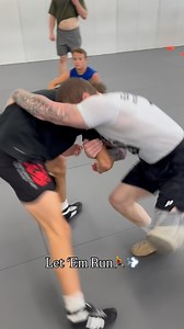 261 reactions · 15 comments | Straight to their Demise Use an arm...