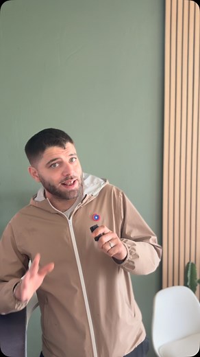 Jonathan Benitez | 💻 Tu veux que ton repo arrête de faire fuir les gens ? Tu veux que ton projet ait une dignité ? Va voir Initly.io. Maintenant. Avant que... | Instagram