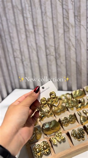 Porque nunca son suficientes 🤍 💫 Aretes pequeños a medianos 3x $5 💫 Aretes largos y grandes 3x $6 ¡Combina, brilla y repite! ✨#quevedo_ecuador🇪🇨 #merz