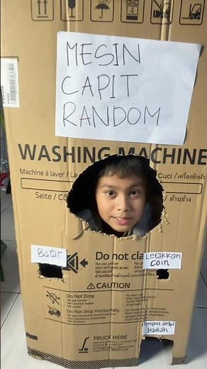 Playing cardboard claw machine