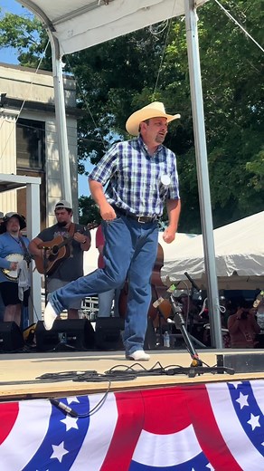 Jason Wade 👣 2025 Smithville Fiddler’s Jamboree #clogging #buckdance #flatfoot #bluegrass #oldtime
