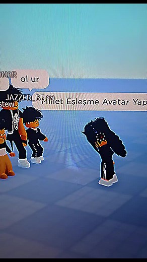 Brookhaven Party Baby Outfits and Avatar Ideas