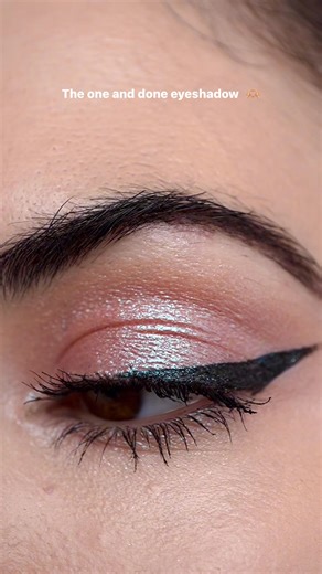This rem beauty single shadow in Fembot is absolutely incredible. The color shift is gorgeous and my favorite way to wear it is all over the lid on its own with just a little bit of liner and mascara. Link: https://go.shopmy.us/p-28482241 #eyeshadowtutorial | Sosodoesmakeup