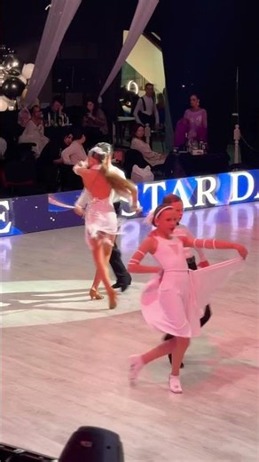 🔥🔥😍#dance #kpop #踊ってみた #dancecover #ヲタ芸 #ゼロ振り #サイリウムパフォーマンス #dancescience #missuniverse #shorts